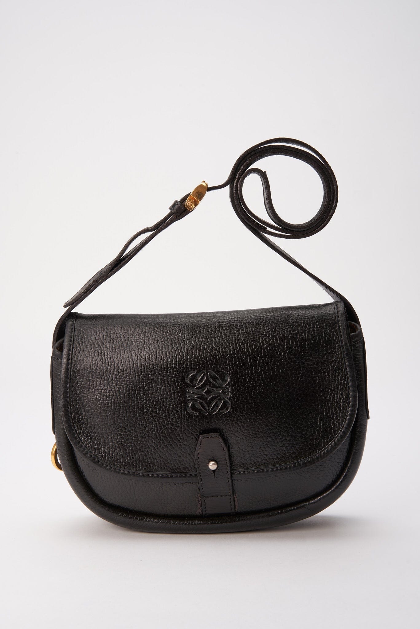 loewe vintage sling bag