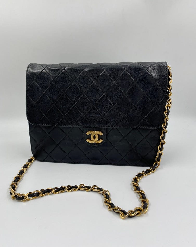 Vintage Chanel Single Flap Bag with Tassel - Black – The Hosta