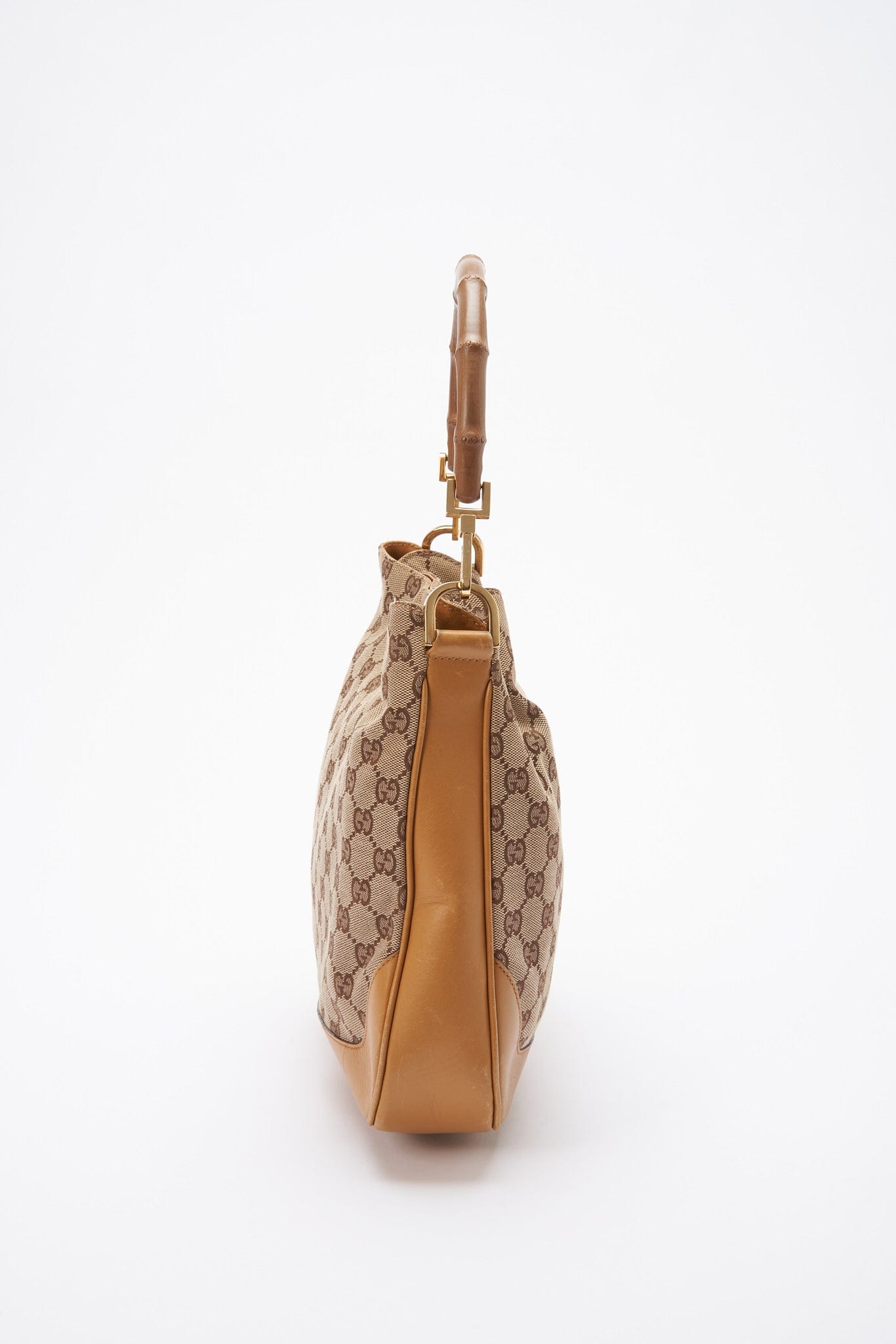 Vintage gucci bag store with bamboo handle