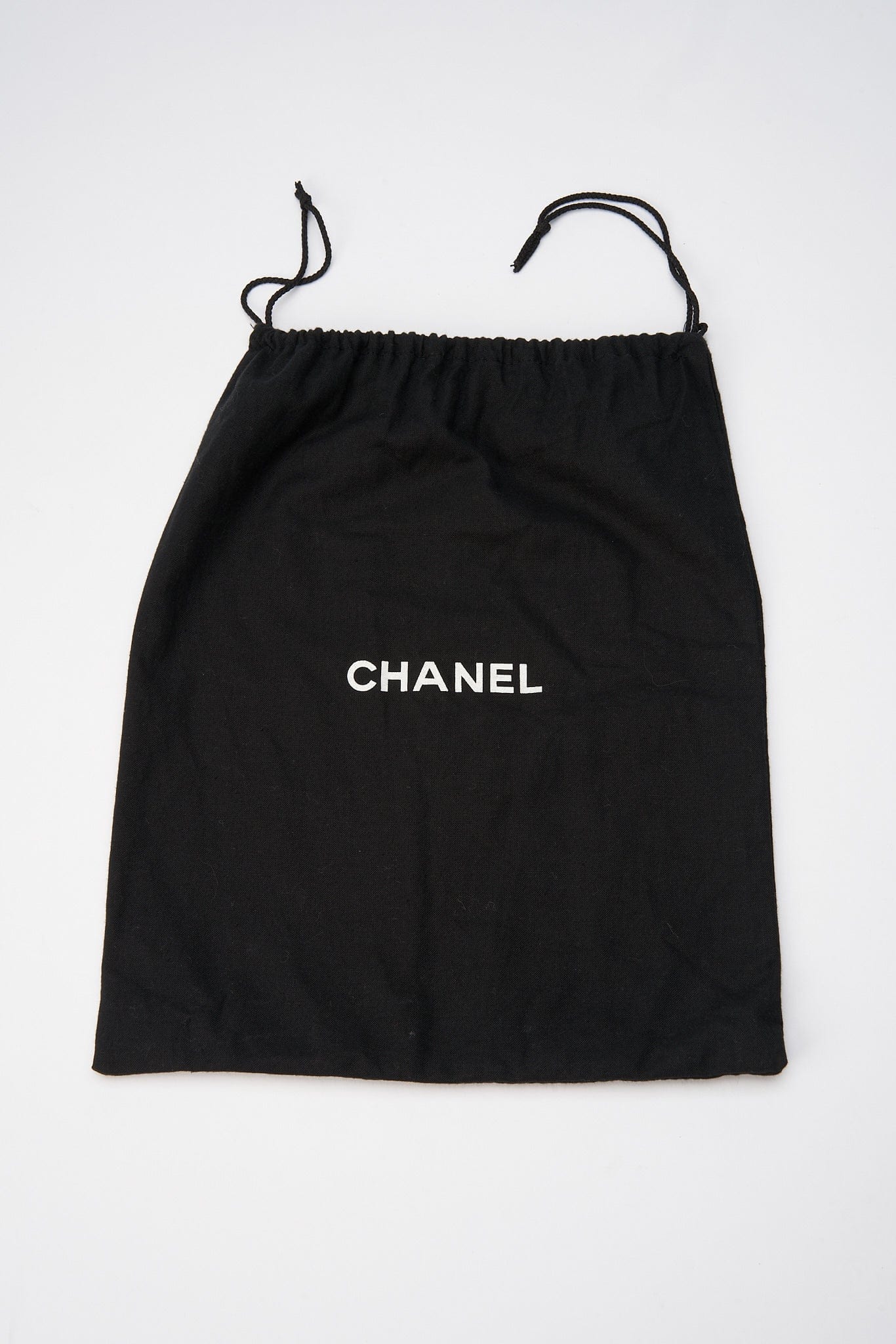 Chanel offers Dust Bag