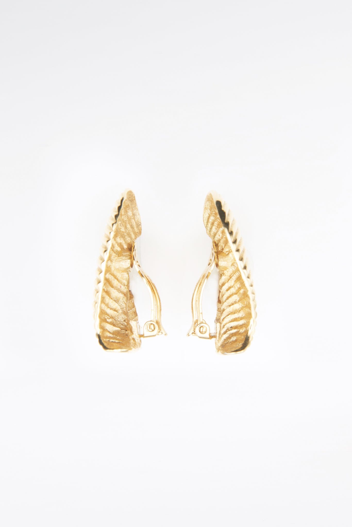 TRIPLE METAL EARRINGS - Golden | ZARA Uzbekistan