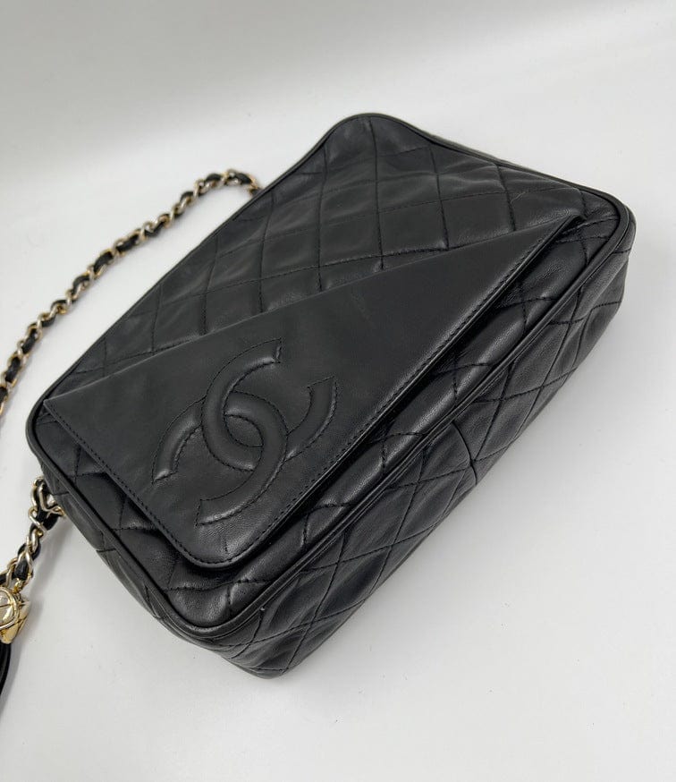 Chanel Quilted Chevron All Black Camera Crossbody Bag – The Hosta