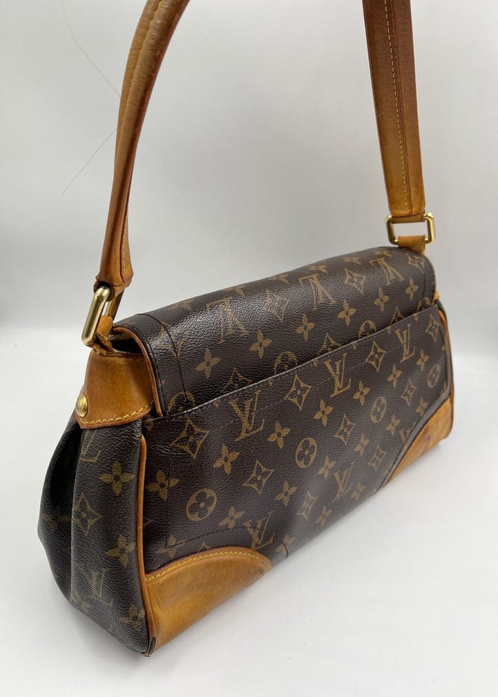 Louis Vuitton Bag Crossbody Halfmoon Style  Boardwalk Vintage