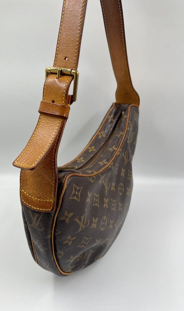 Louis Vuitton - Authenticated Croissant Handbag - Cloth Brown for Women, Never Worn