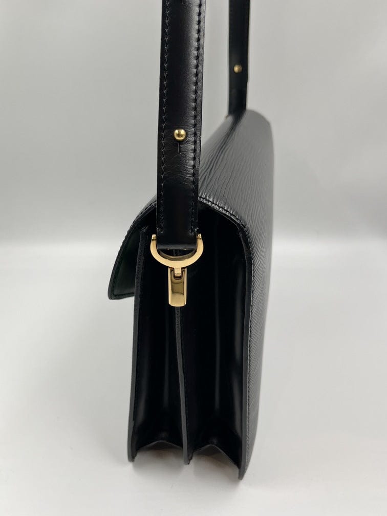 Louis Vuitton Epi Freerun bag – The Hosta