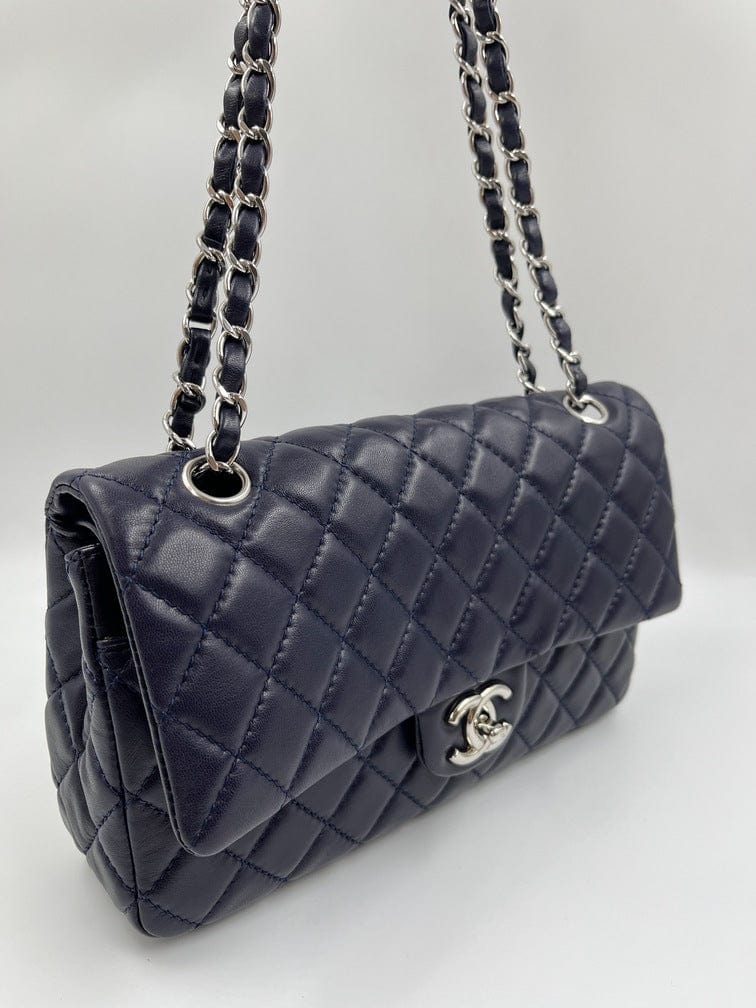 Chanel handbag 255 PUZZLE MM CROSSBODY IN BLUE PATENT LEATHER HANDBAG  ref721967  Joli Closet