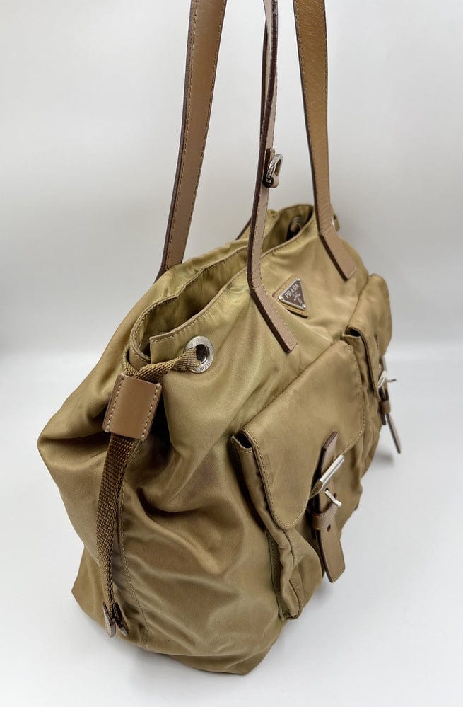 Vintage Prada nylon duffle bag! perfect size for a carry on bag