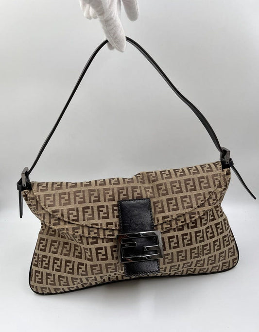 Fendi - Authenticated Croissant Vintage Handbag - Cloth Brown Plain for Women, Very Good Condition