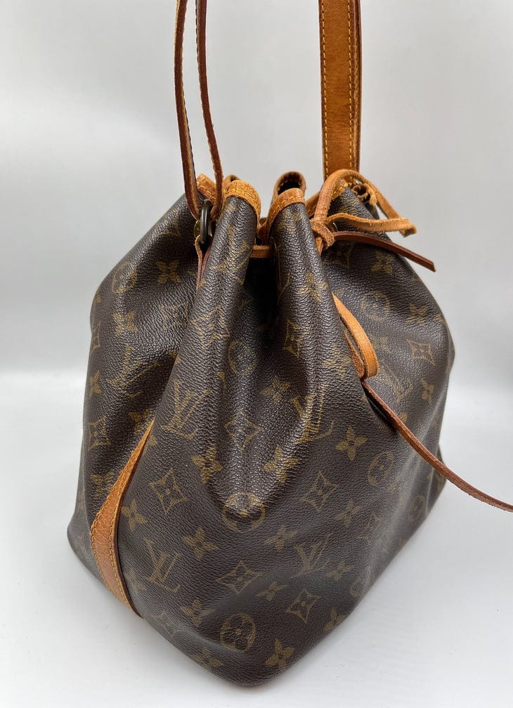 Louis Vuitton Petit Noe Bucket Bag Shoulder Hobo Monogram