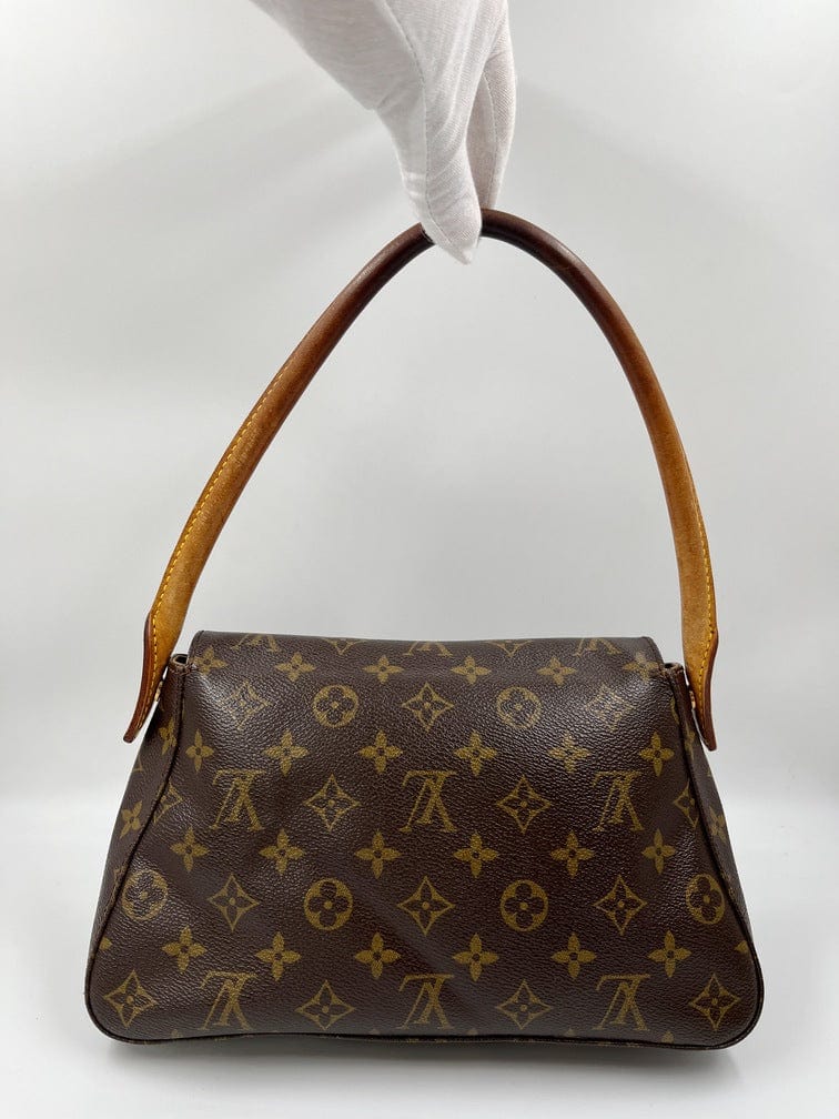 Louis Vuitton Monogram Loop PM - Brown Shoulder Bags, Handbags - LOU756417
