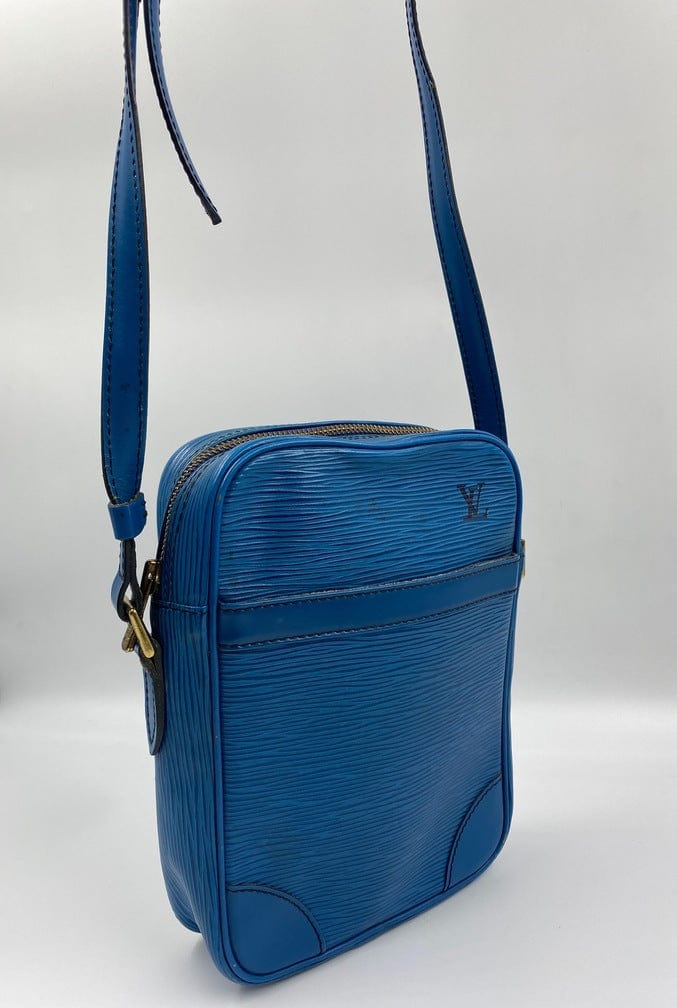 Trocadéro leather crossbody bag Louis Vuitton Blue in Leather