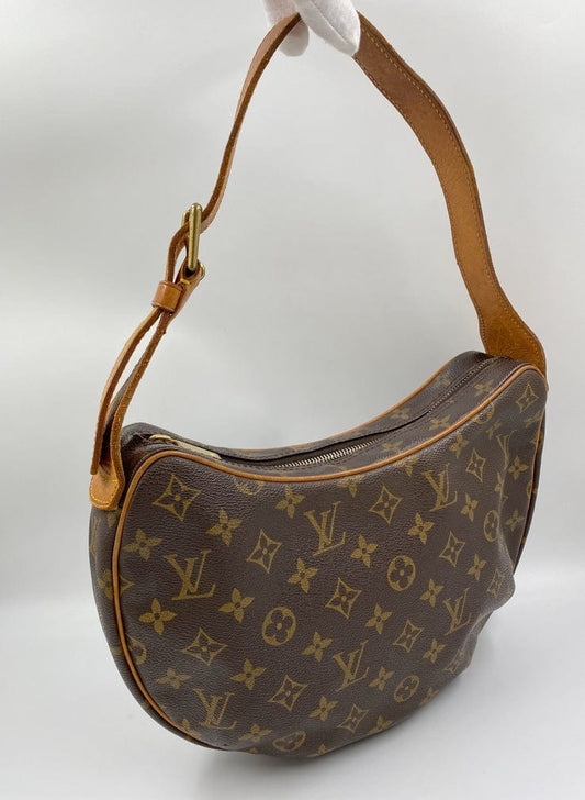 Louis Vuitton Monogram Croissant MM Bag For Sale at 1stDibs  louis vuitton  croissant bag, louis vuitton croissant mm, lv croissant bag