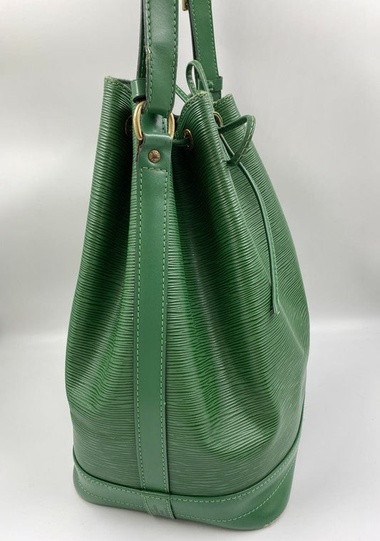 Pre Owned Designer Bucket Bags - Authenticated Luxury & Vintage